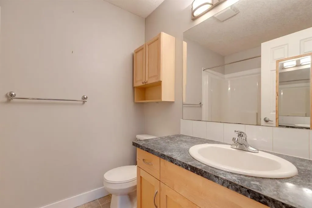 2440 34 Avenue SW, #107