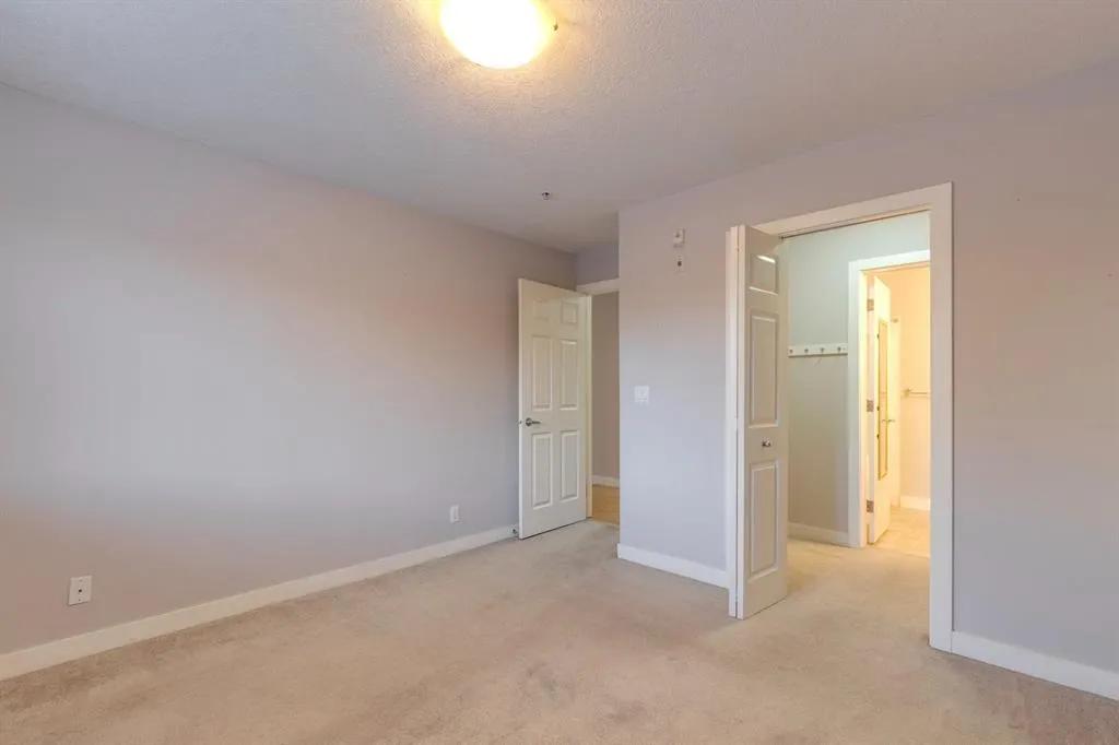 2440 34 Avenue SW, #107