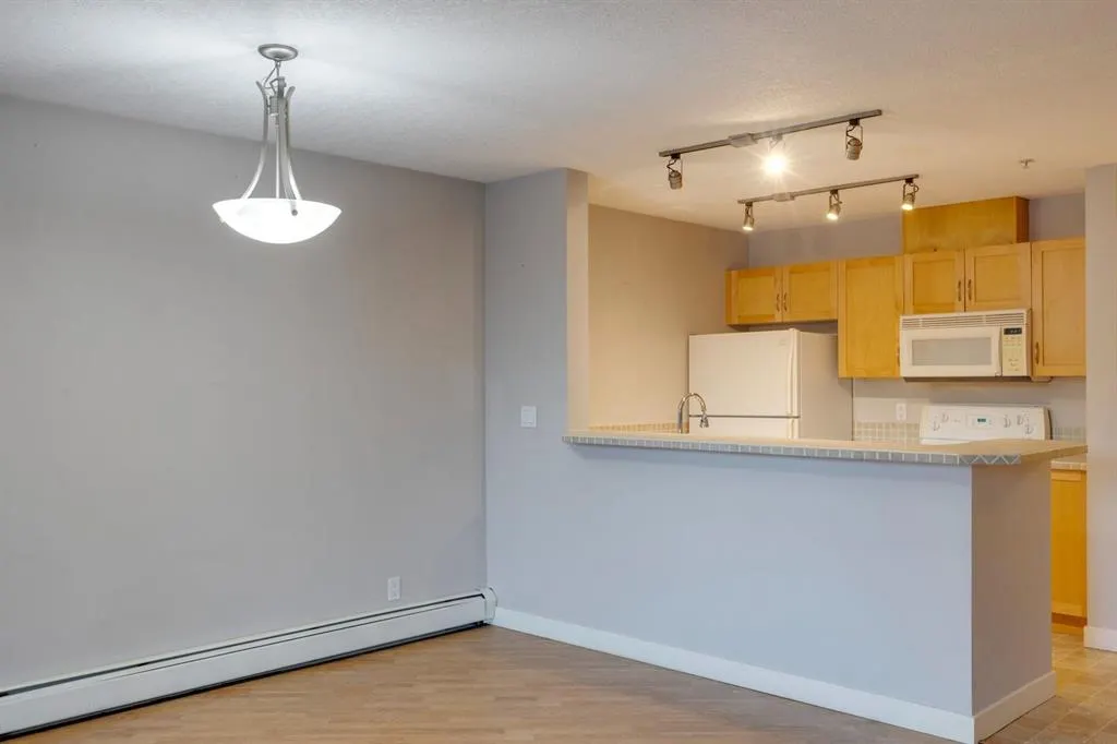 2440 34 Avenue SW, #107