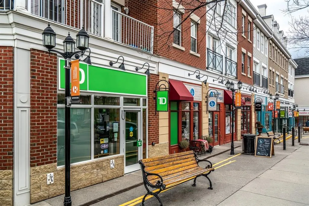 2440 34 Avenue SW, #107