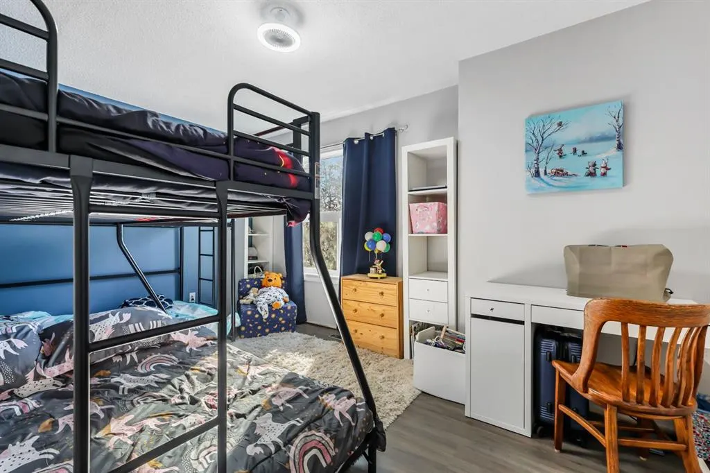 7 Westland Road, #8