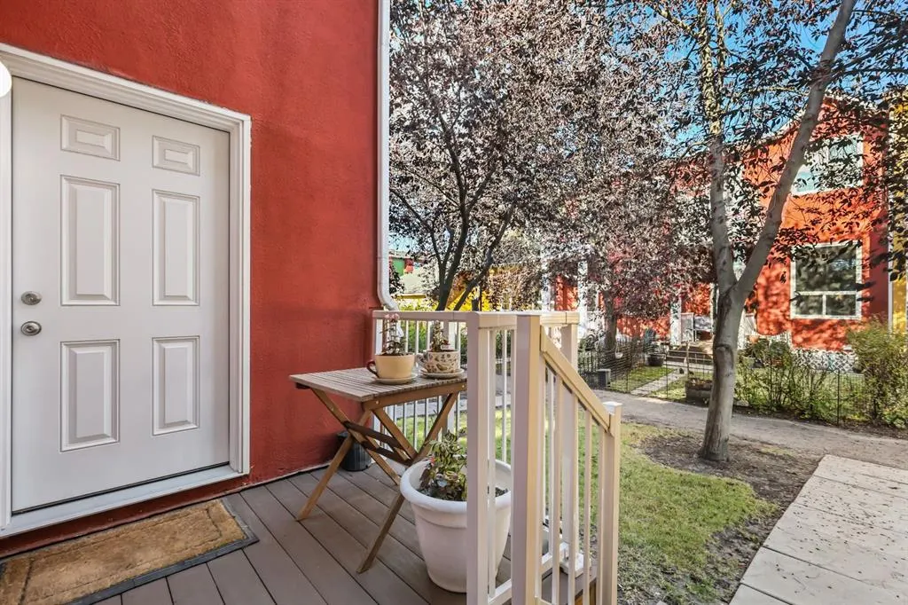 7 Westland Road, #8
