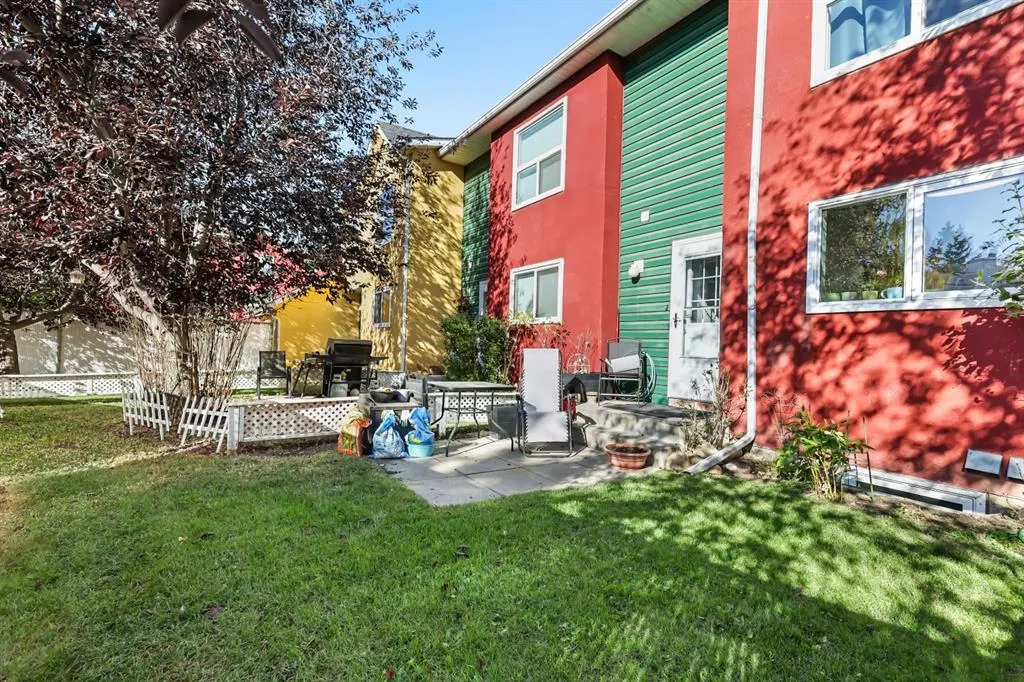 7 Westland Road, #8