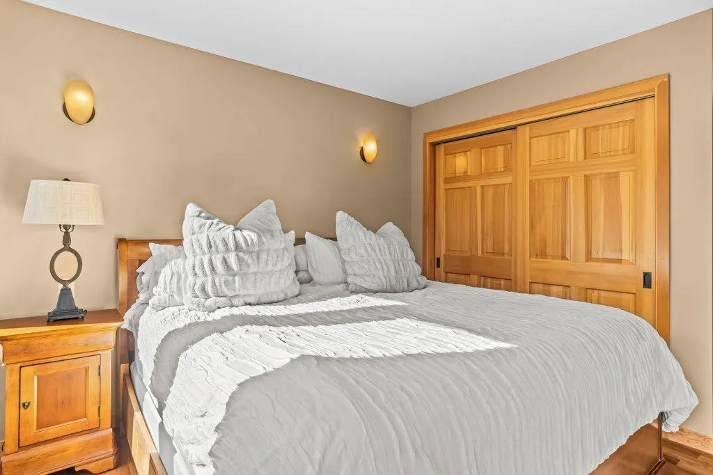 702 4 Street, #104