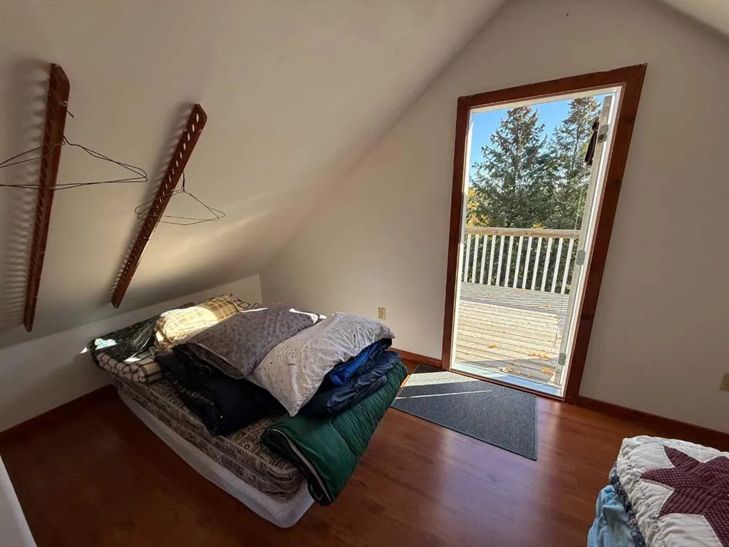 48077 Range Road 3275