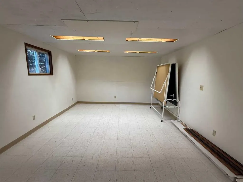 48077 Range Road 3275