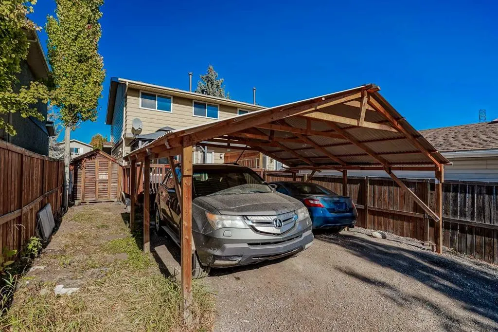 72 Strathcona Crescent