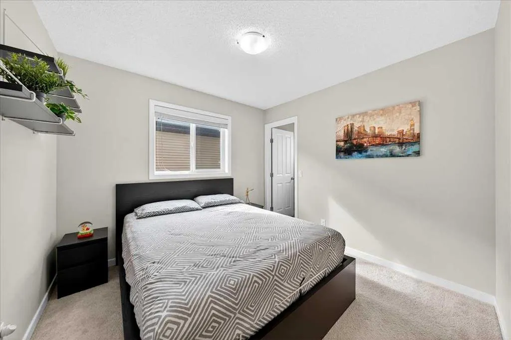 19 Sage Valley Close NW