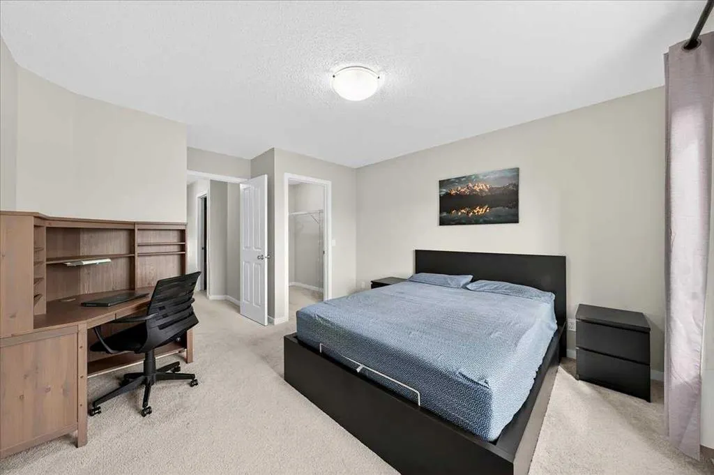 19 Sage Valley Close NW