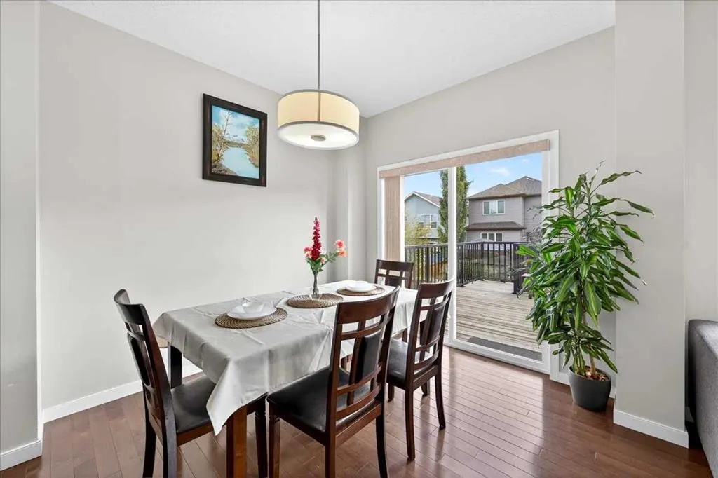 19 Sage Valley Close NW