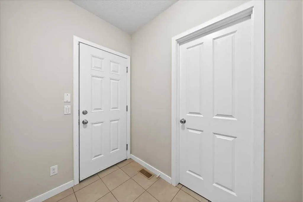 19 Sage Valley Close NW