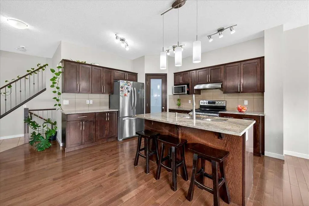 19 Sage Valley Close NW