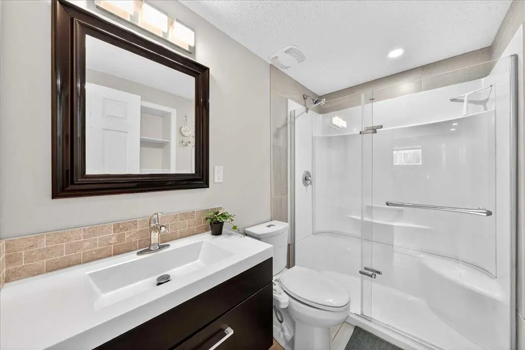 19 Sage Valley Close NW