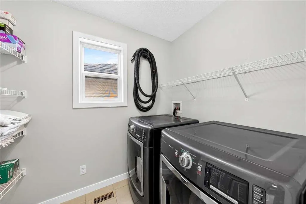 19 Sage Valley Close NW