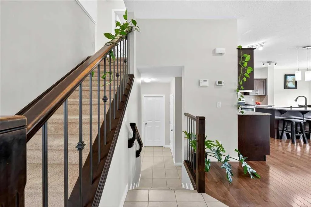 19 Sage Valley Close NW