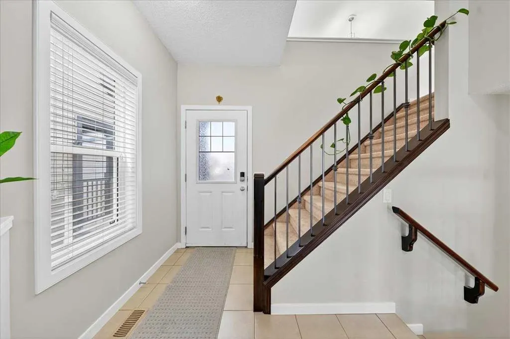 19 Sage Valley Close NW