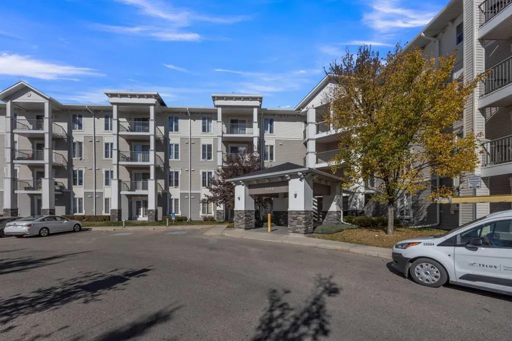 333 Taravista Drive NE, #1108