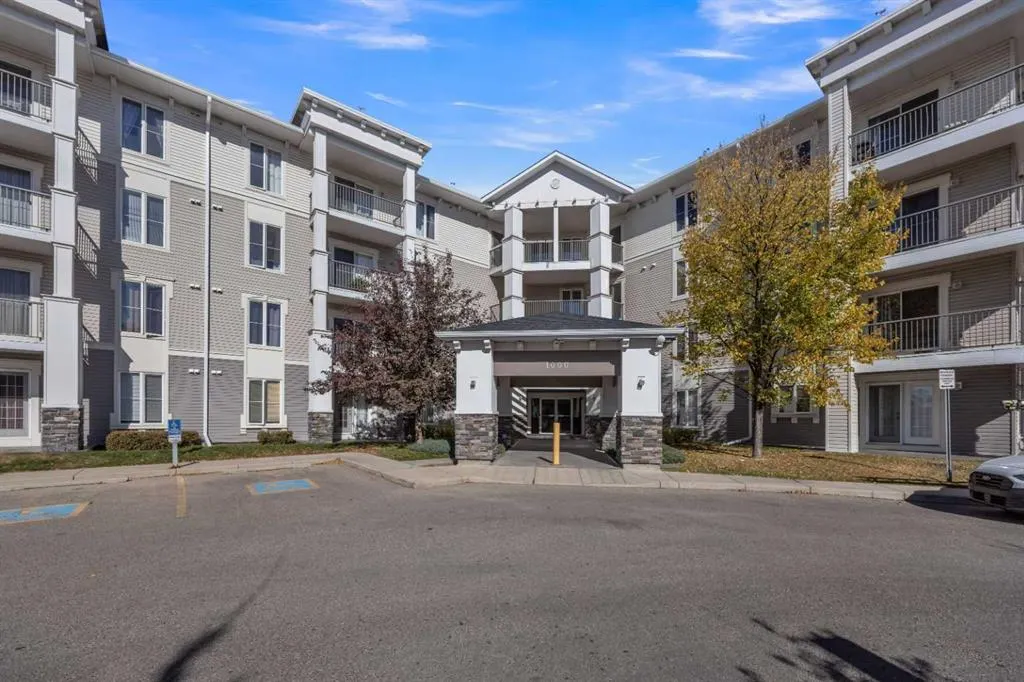 333 Taravista Drive NE, #1108
