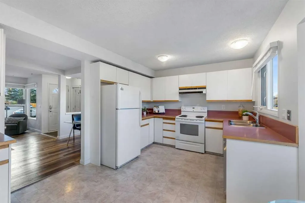 85 Summerfield Road SE