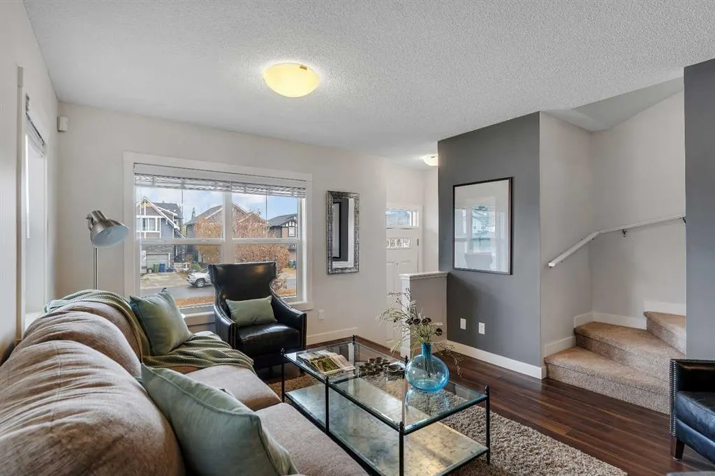 1225 Kings Heights Way SE, #101