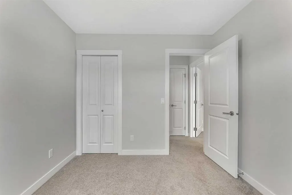 1225 Kings Heights Way SE, #101