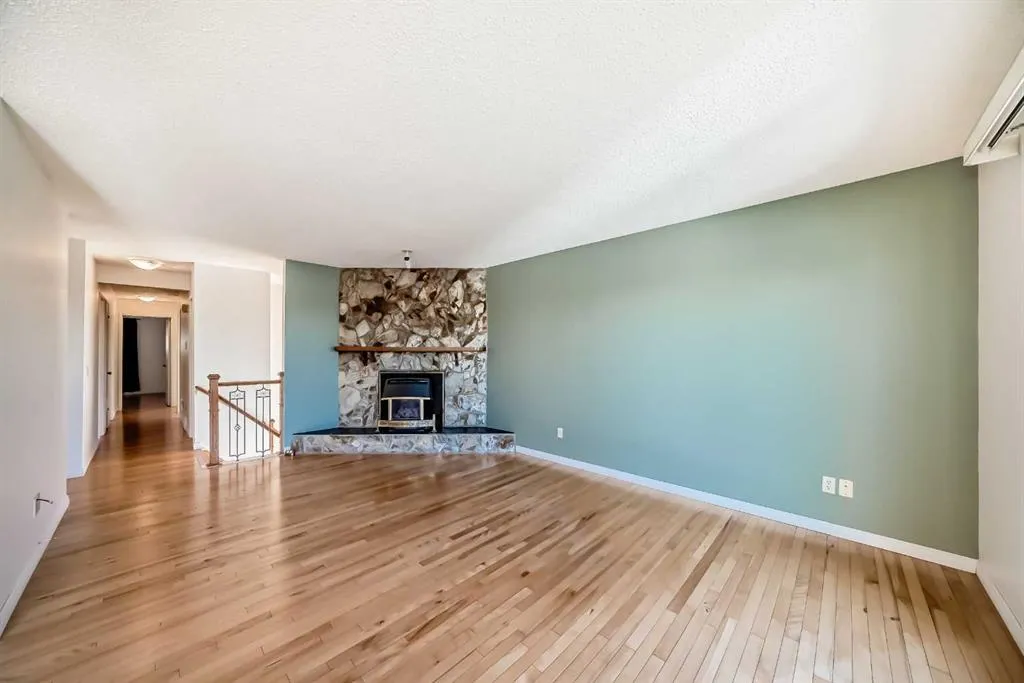 40 Glenpatrick Crescent