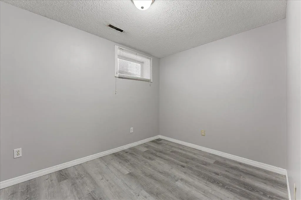 29 Martinvalley Place NE