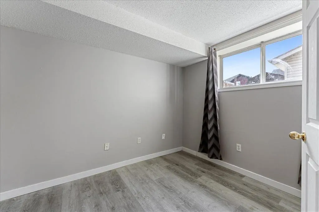 29 Martinvalley Place NE