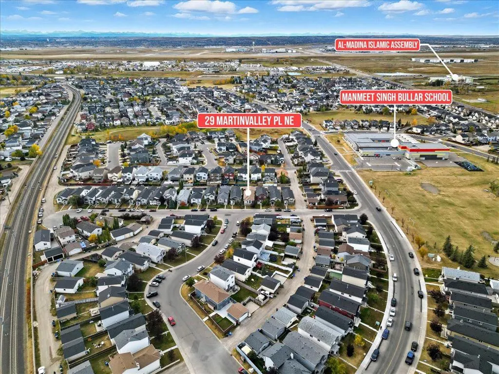 29 Martinvalley Place NE