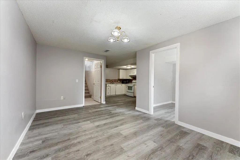29 Martinvalley Place NE