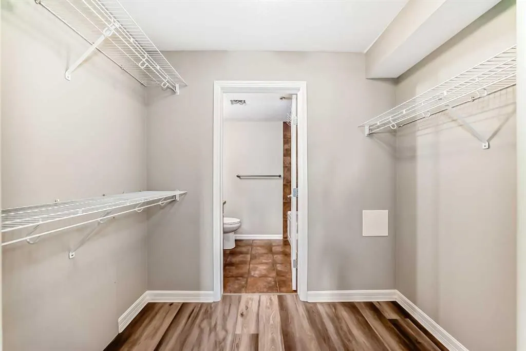 92 Crystal Shores Road, #3104