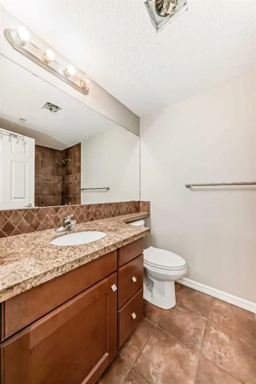 92 Crystal Shores Road, #3104