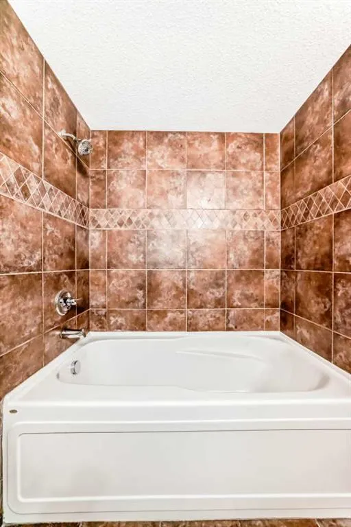 92 Crystal Shores Road, #3104