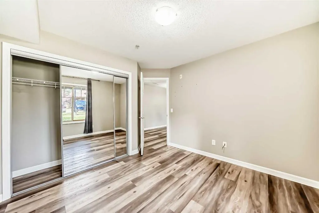 92 Crystal Shores Road, #3104