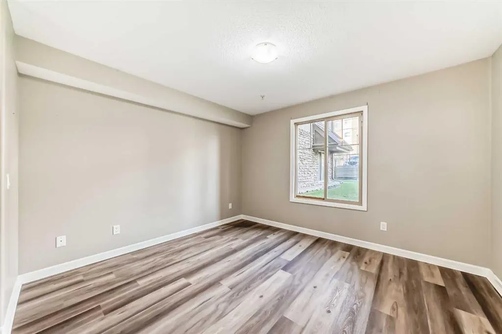 92 Crystal Shores Road, #3104