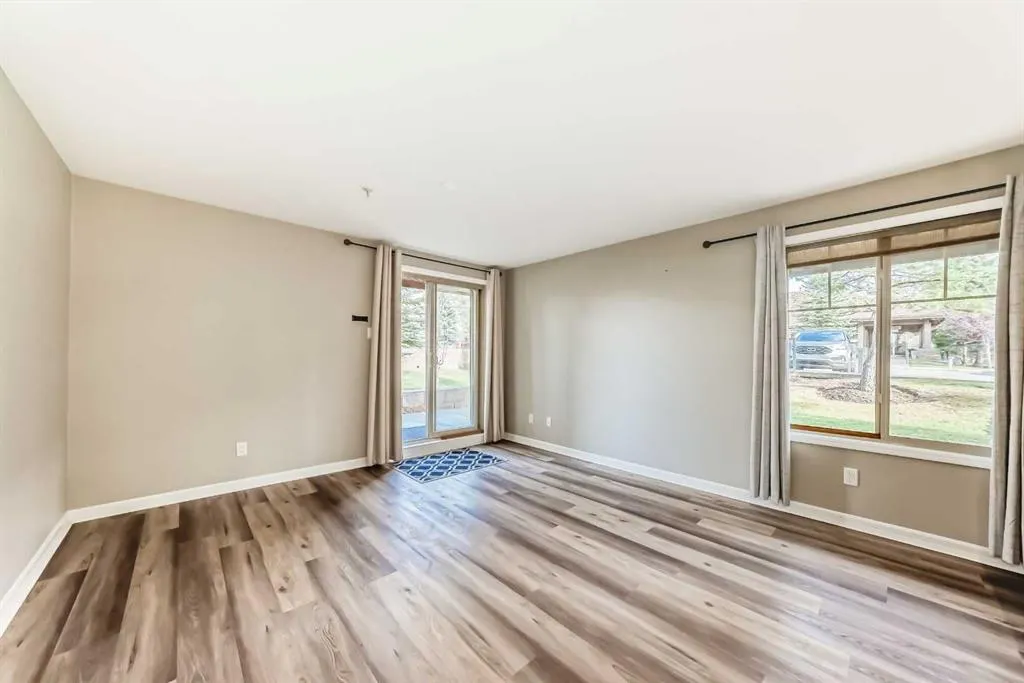 92 Crystal Shores Road, #3104