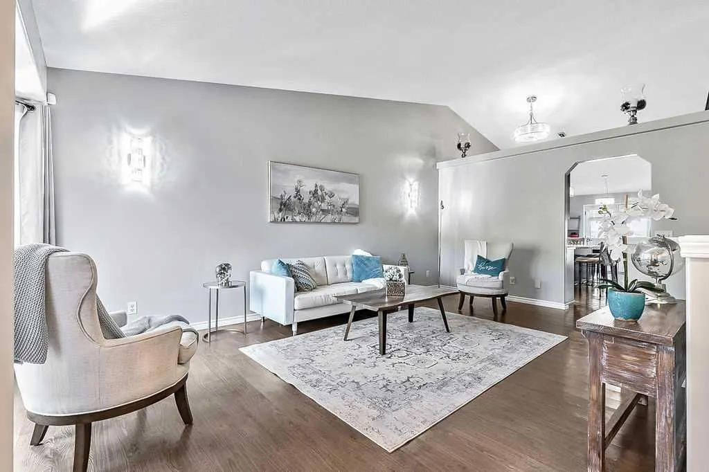317 John Street SW