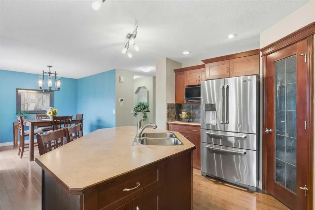 788 Luxstone Landing SW