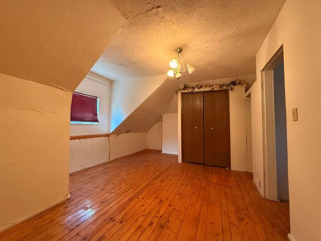 103 2 Street W