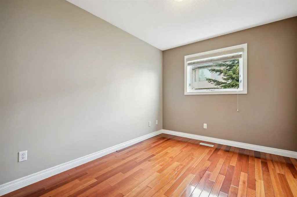 26 Hamptons Grove NW