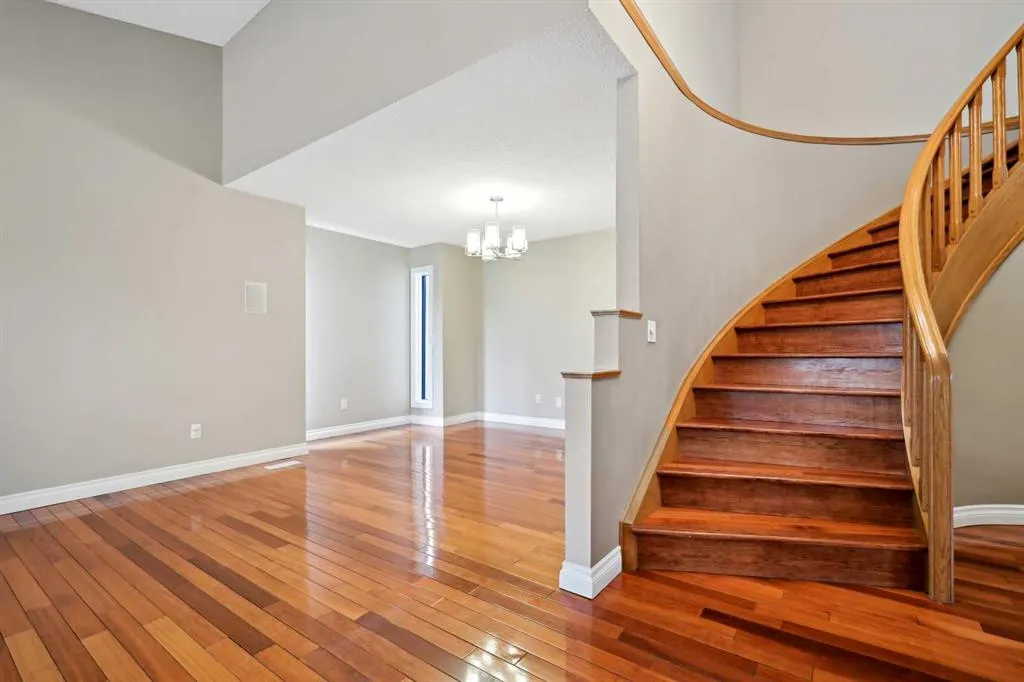 26 Hamptons Grove NW