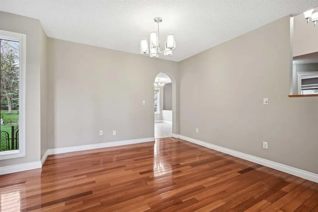 26 Hamptons Grove NW