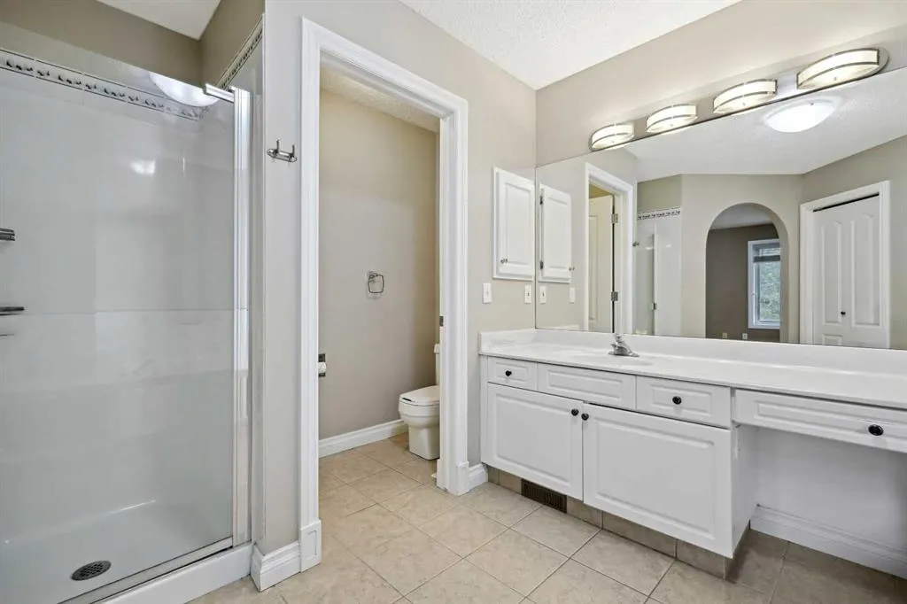 26 Hamptons Grove NW