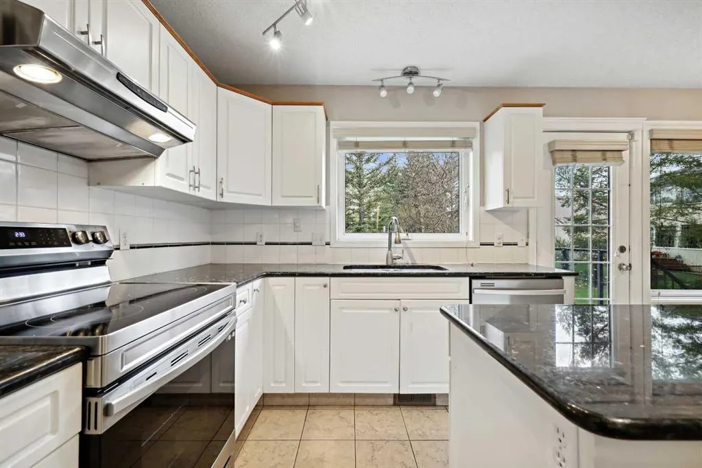 26 Hamptons Grove NW