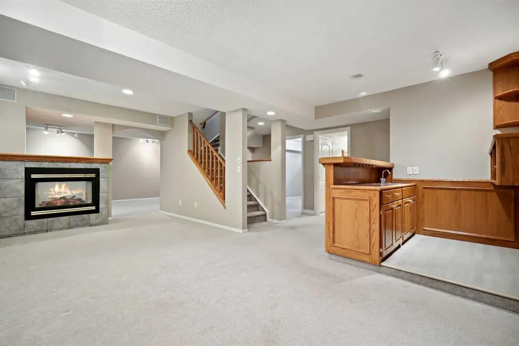 26 Hamptons Grove NW