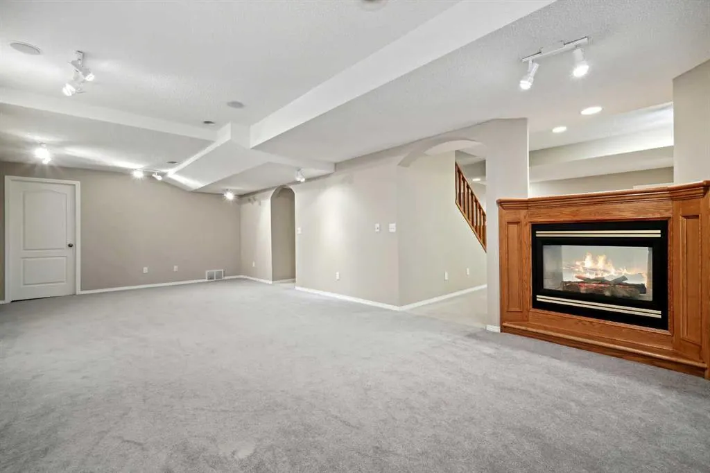 26 Hamptons Grove NW