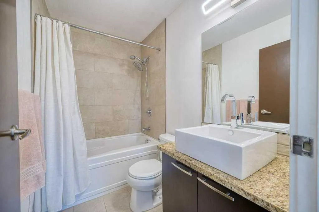 333 22 Avenue SW, #306