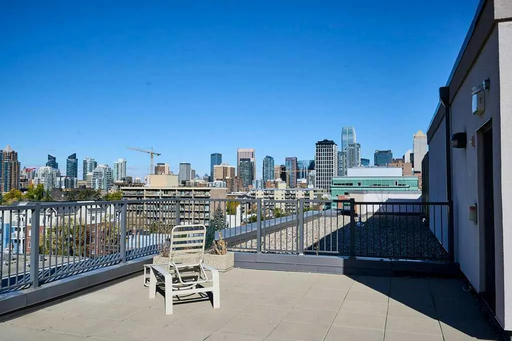333 22 Avenue SW, #306
