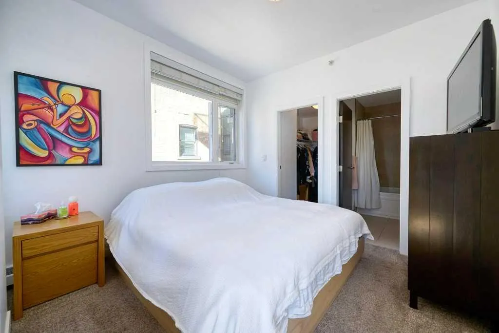 333 22 Avenue SW, #306