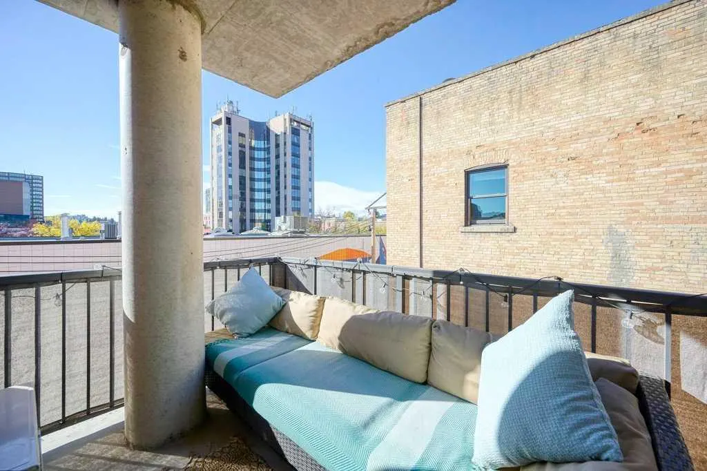 333 22 Avenue SW, #306